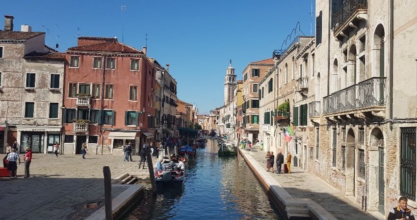 You are currently viewing Shops in Venice